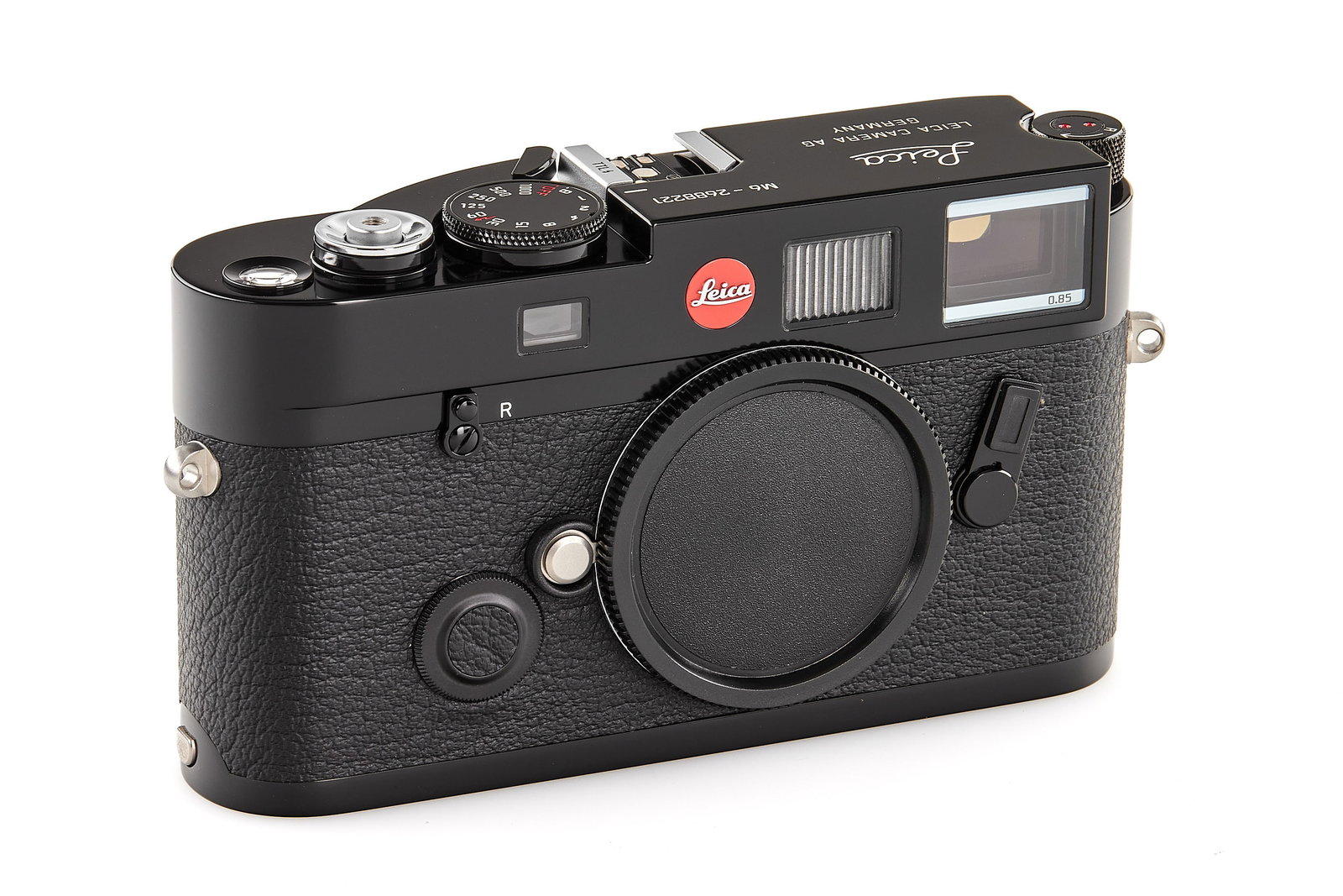 Leica M6 TTL 0.85 'Dragon 2000' 10476: Beautiful and sought-after black paint special edition M6 TTL issued for the year 2000 (year of the Dragon in the Chinese calendar), note the M2/M3 style rewind knob and film advance lever, in absolut