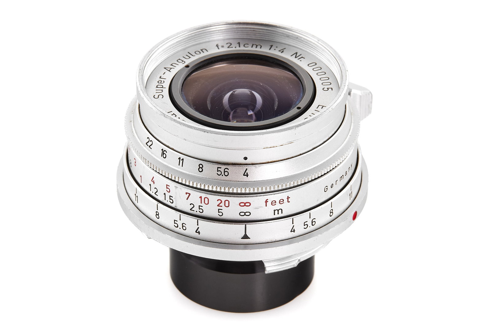 Super-Angulon 4/2.1cm prototype: Very interesting and extremely rare prototype of the later 4/21mm Super-Angulon, wearing the special number '000005', in near-mint condition, note the straight barrels, the different infinity lock lev