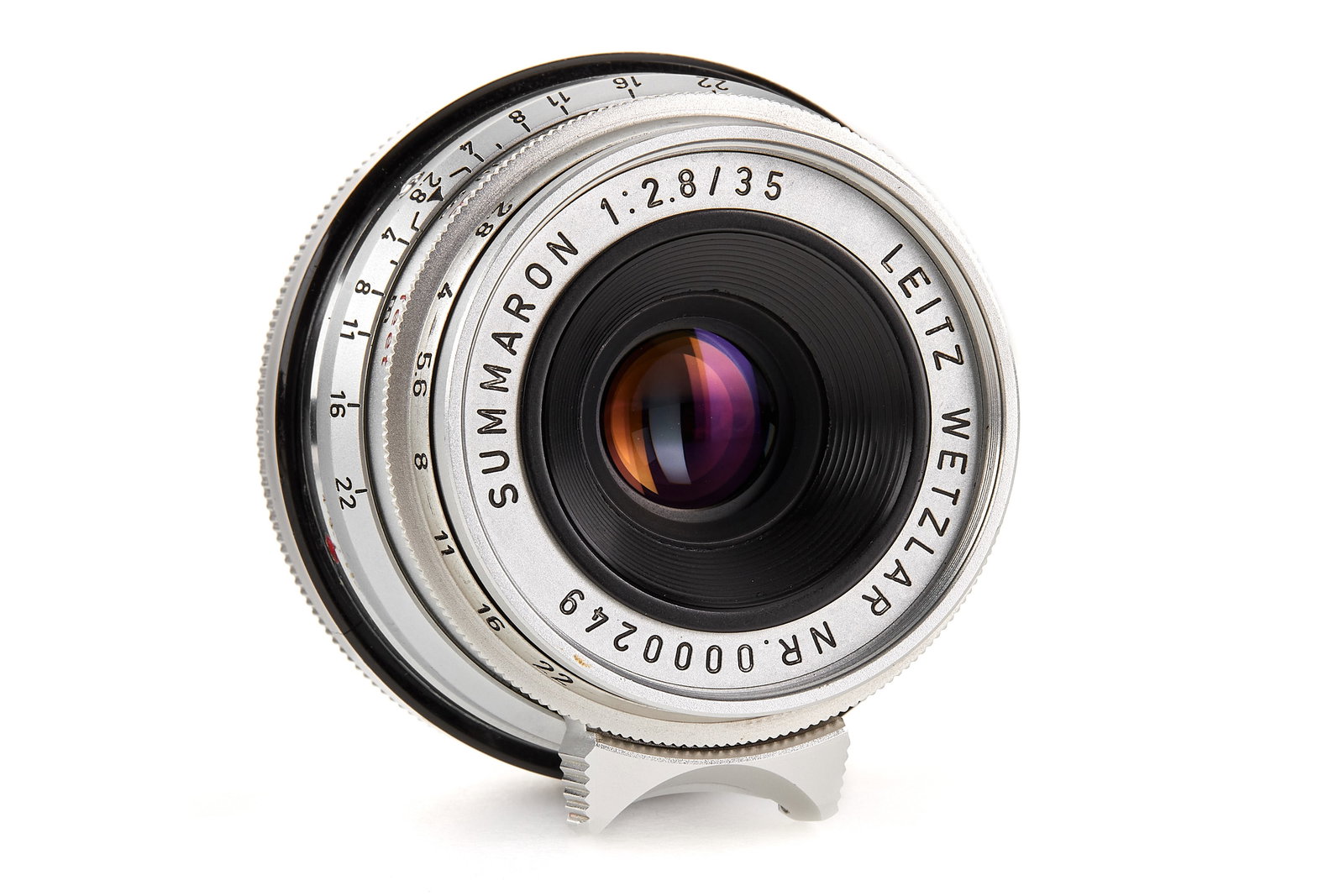 Snapshot Summaron 2.8/35mm prototype * - 4