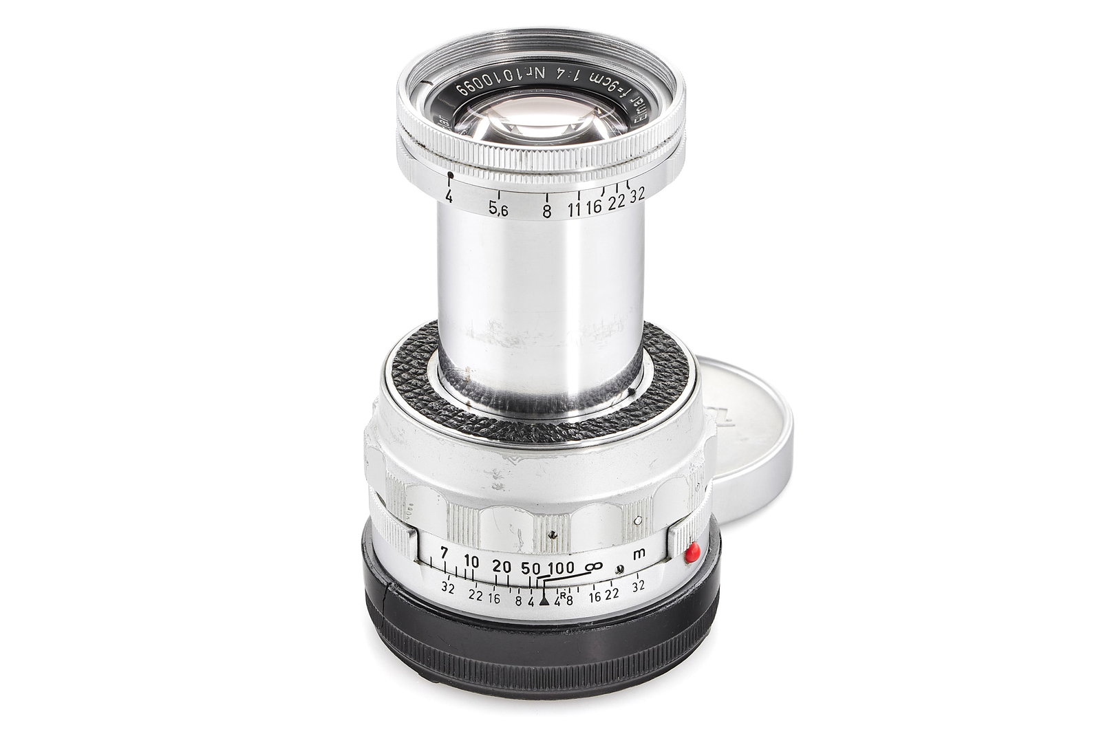 Elmar 4/9cm collapsible prototype *: A prototype of the collapsible Elmar 9 cm for Leica M, originating from a small batch of approximately 50 lenses produced for testing purposes. The most prominent feature is the different design of