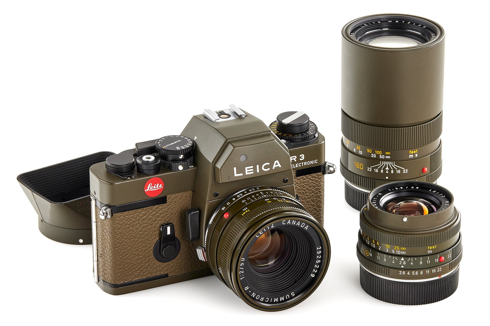 Leica R3 Safari outfit *: Limited edition Leica R3 outfit finished in olive green, including a camera body no.1484512 (edition no. A049), Elmarit-R 2.8/28mm no.2920966 with matching olive 12509 hood, Summicron-R 2/50mm no.2925