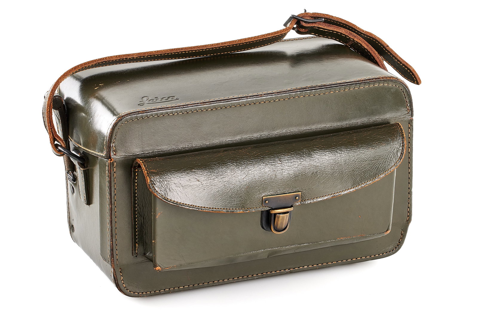 Leica Outfit Case for M3/M1 olive Bundeseigentum *: A very rare olive-green outfit case for the M3 and M1 cameras made for the German Army, in very good condition, stamped with 'Bundeseigentum' on the back.
