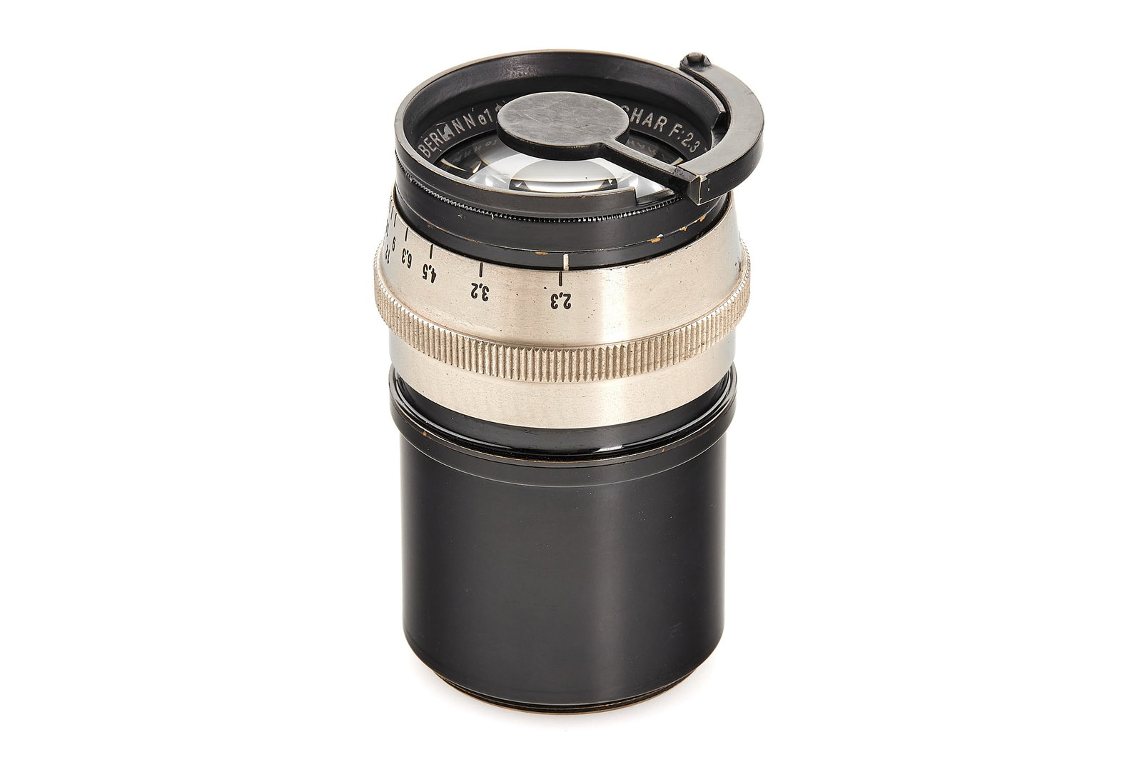 Astro-Berlin f. M39 Tachar 2.3/75mm *: Very rare lens with M39 screw-mount with iris diaphragm, in very good condition, good optics, not the unusual swing-in dot for soft-focus effect, fix-focus to infinity. SN: 12274