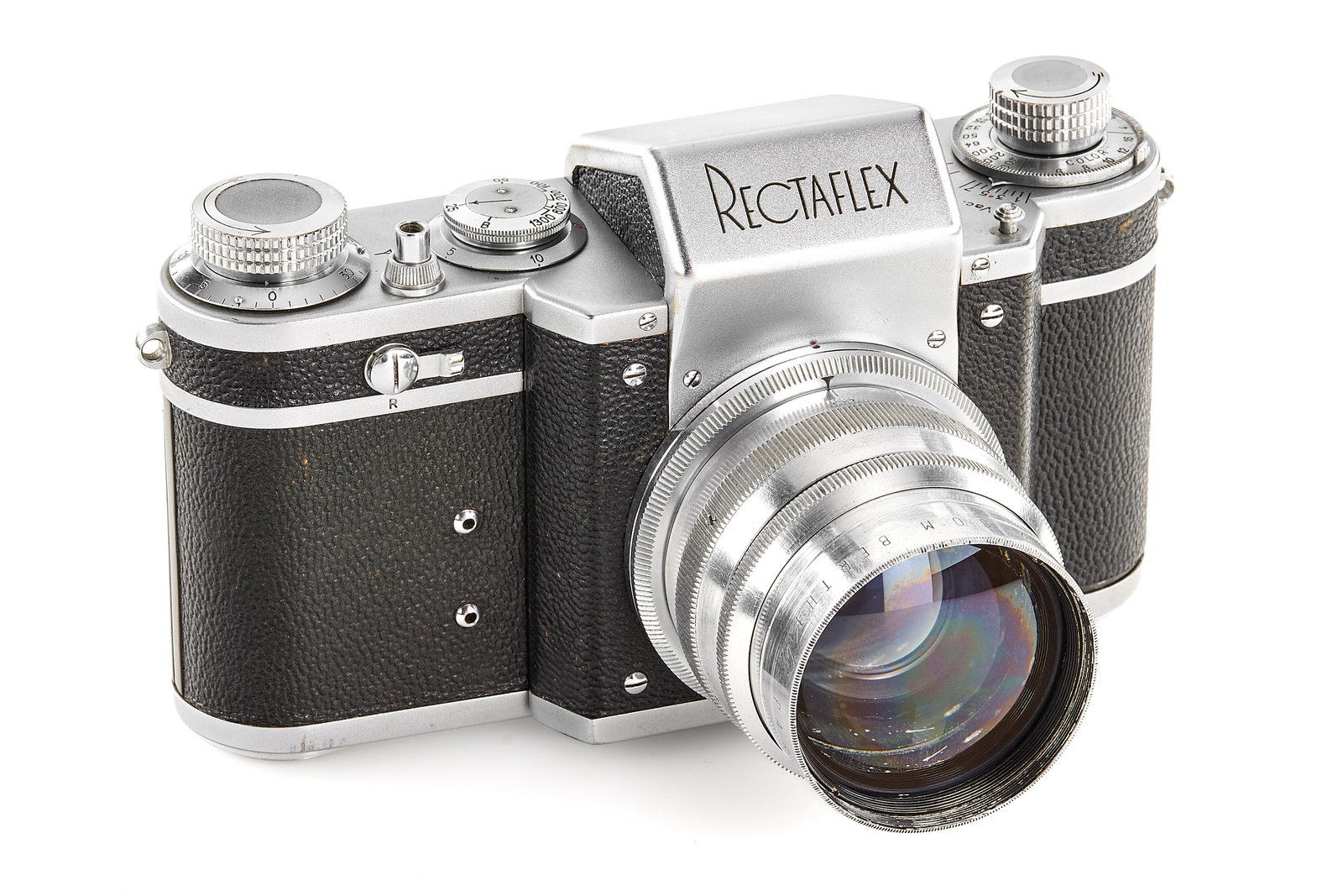 Rectaflex 1300 with Som Berthiot Flor 1.5/55mm: Rectaflex 1300 body in excellent cosmetic condition, with sought-after, fast Som Berthiot Flor 1.5/55mm no.452242 (cond. B, good optics with only minimal cleaning marks, original front cap). The lens