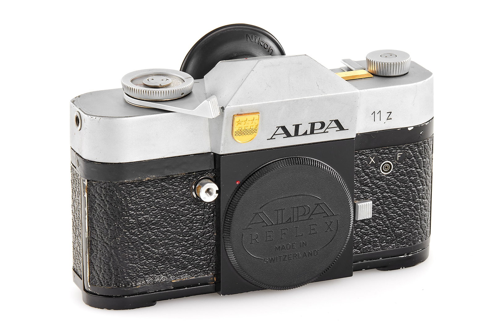 Alpa 11Z chrome Half-Frame: Very rare 18x24mm Alpa, only less than 100 units produced between 1977 and 1979, unusual chrome version, in used condition, with special focusing screen (line spacing), back door with no.58857 engrave