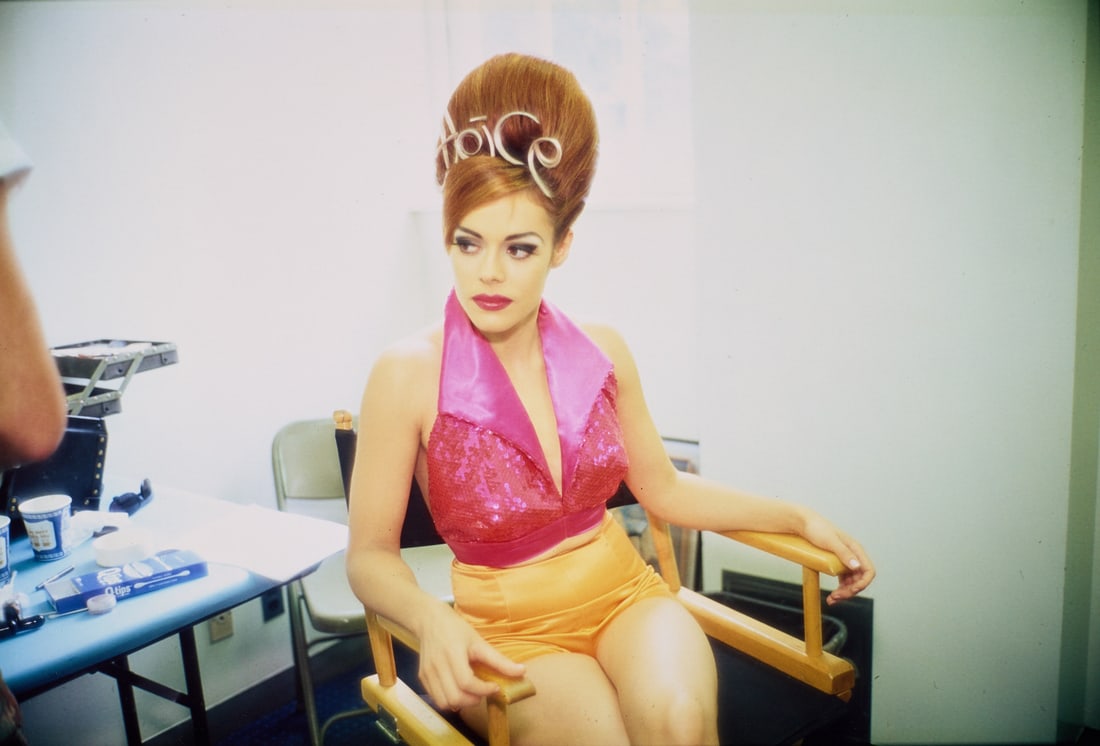 NAN GOLDIN (*1953) - Lady Miss Kier, New York 1991: Vintage chromogenic print 26,7 x 39,4 cm (10.5 x 15.5 in) Signed, titled and print dated (Berlin, 1993) by the photographer in ink on the reverse PROVENANCE Private Collection, Zurich, former Collecti