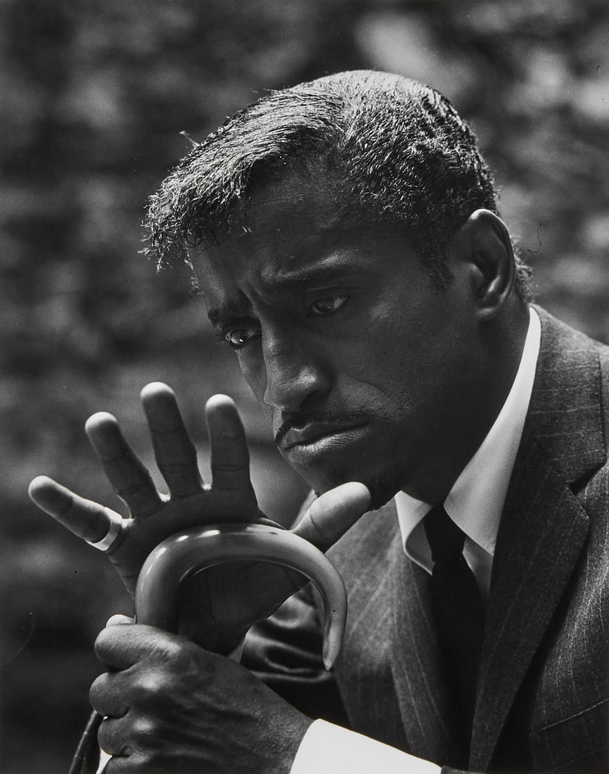 PHILIPPE HALSMAN (1906–1979) - Sammy Davis Jr., 1965: Vintage silver print, framed c. 35 x 28 cm (14 x 11 in) Photographer´s copyright stamp on the reverse, titled and dated with pencil on the reverse While this print has not been examined out of the fr