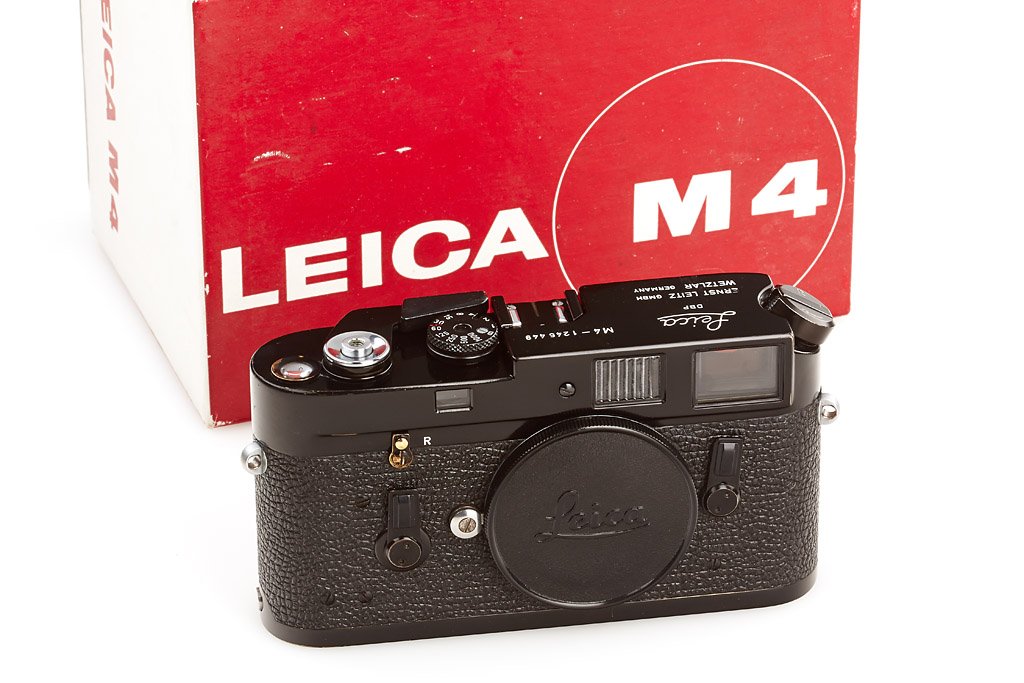 M4 black paint: in fully original condition and good working order (cap), instructions, original maker's box, no. 1246449