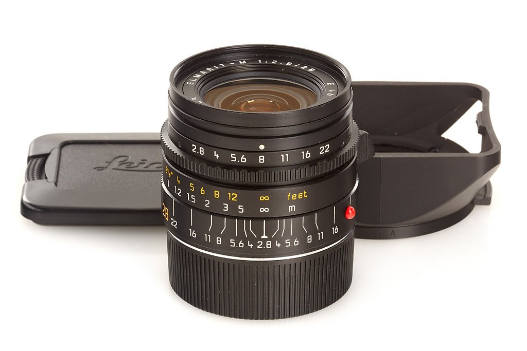 Elmarit-M 2.8/28mm 11809: in mint condition with clean lenses, (hood, caps and keeper), no. 3671802