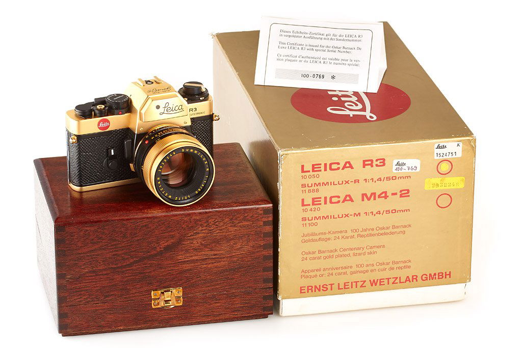 R3 Gold 'Oskar Barnack': 24 carat gold-plated R3 for the 100th anniversary of Oskar Barnack (special number 100-769), gold plated Summilux-R 1.4/50mm no.2932248, caps, papers, wooden box and original maker's box, in new condi