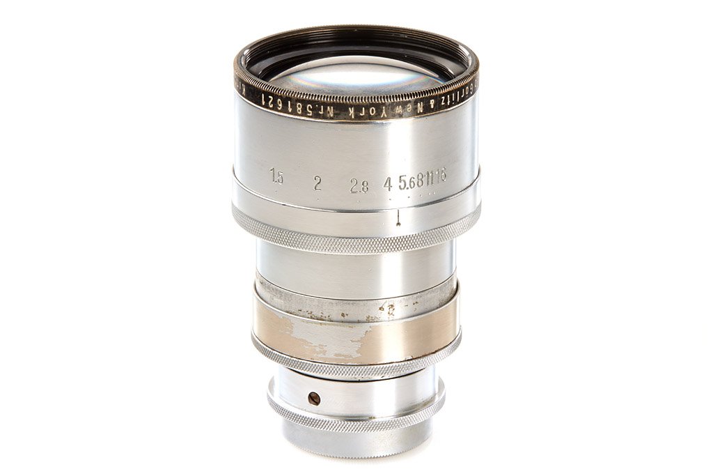 Hugo Meyer Kino Plasmat 1.5/3 Inch (75mm) *: Dr. Rudolph Hugo Meyer & Co. Görlitz & New York, export version in inch, extremely rare chrome version in original coupled M39 mount, coated lenses with cleaning marks (rear cap), c.1934, Sn. 581621.