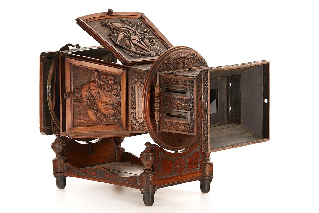 Charles Ponti Megalethoscope (1 of 1)