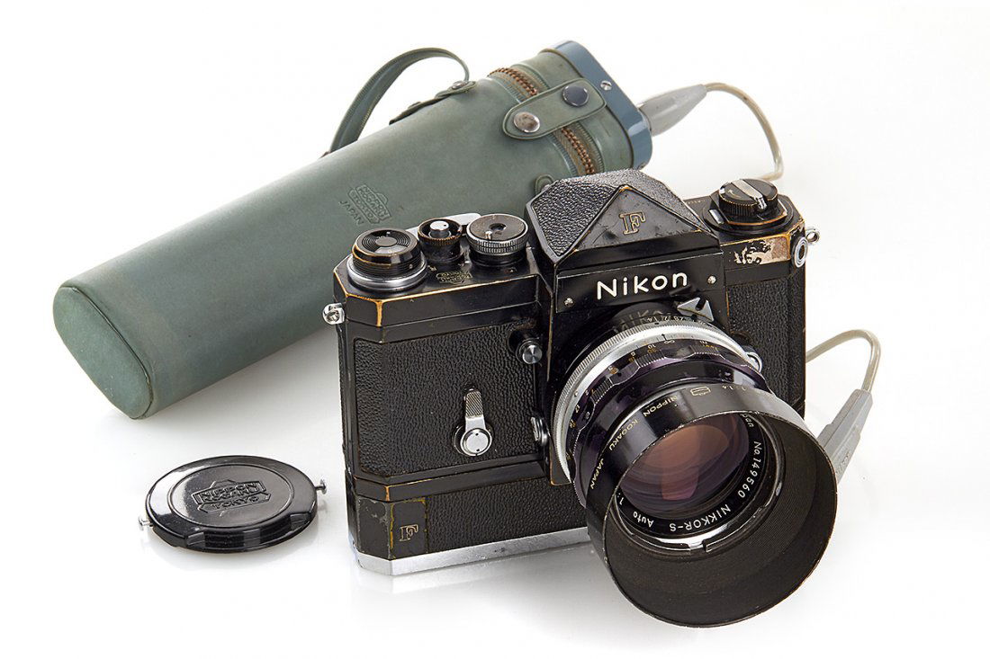 Nikon F Eyelevel black outfit (1 of 9)