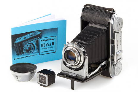 Voigtl?nder Bessa II Apo-Lanthar: very rare and sought-after Bessa II with Apo-Lanthar 4.5/105mm no.3645412 (clean lenses), in good working Synchro-Compur shutter, camera in fine and perfect working condition, with mask for 4.5x6cm, h