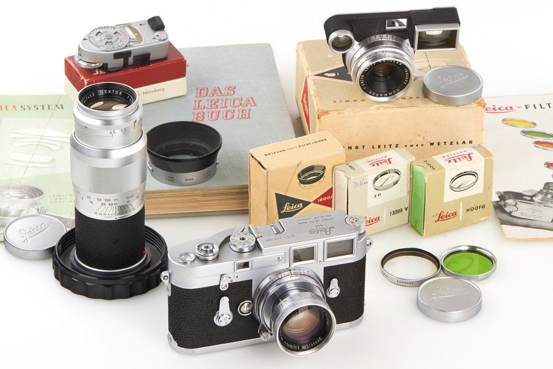 Leica M3 chrome Double Stroke outfit (1 of 9)