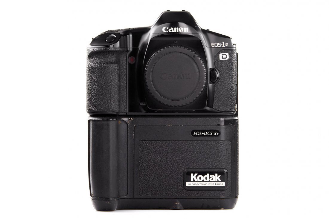 Kodak / Canon EOS DCS 3c *, 1995, no. C300-0011 (1 of 8)