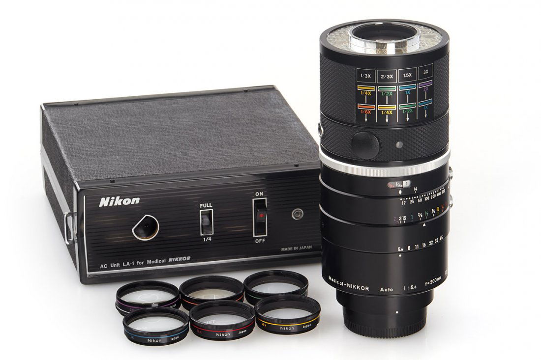 Nikon 5.6/200mm  Medical-Nikkor Auto, 1972, no. 120399 (1 of 6)