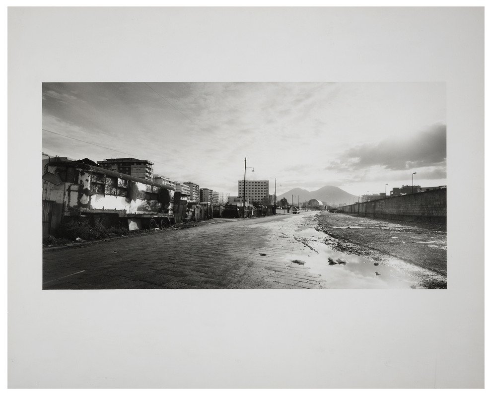 MIMMO JODICE "Napoli periferia e Vesuvio" 1989 (1 of 1)