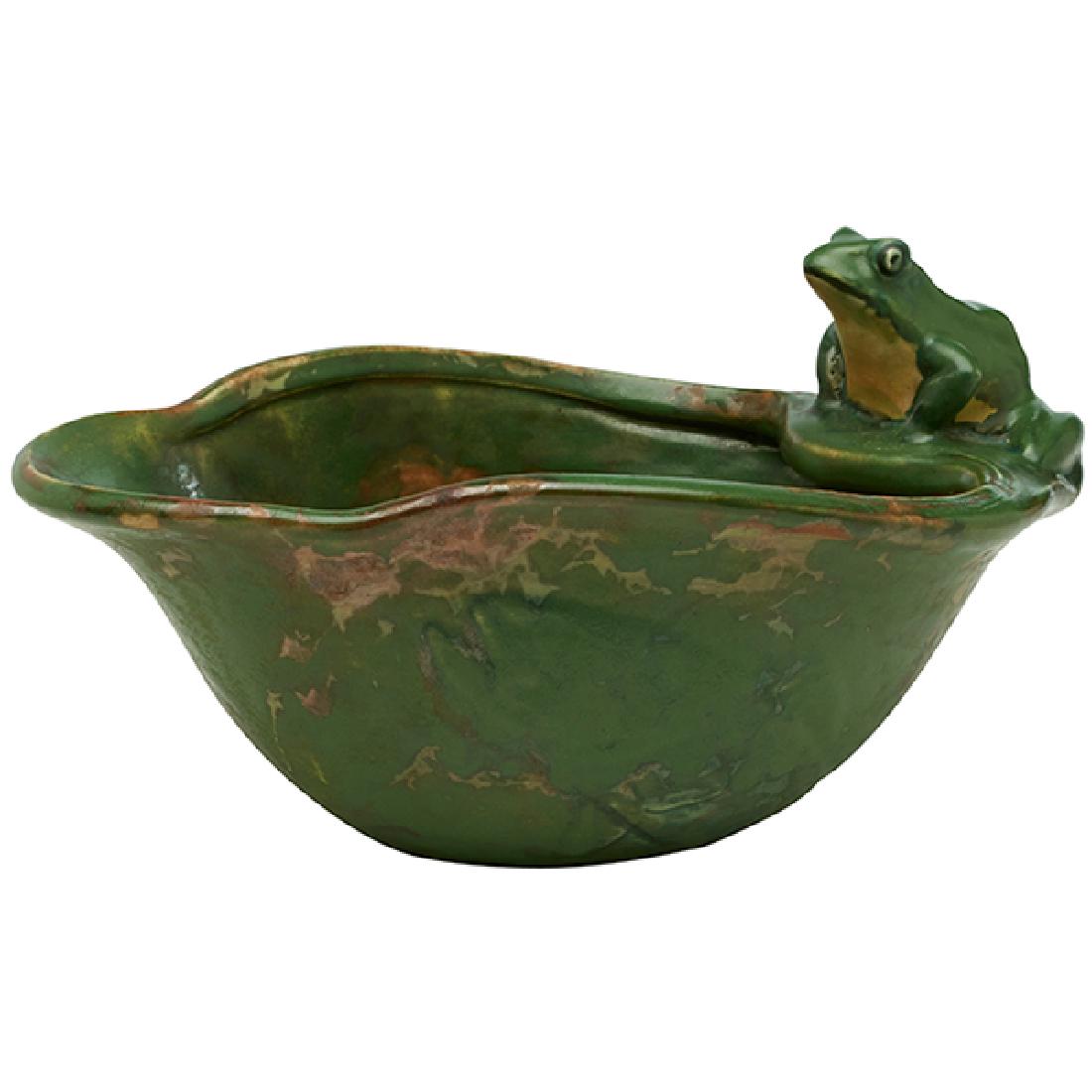 The Weller Pottery Company, Frog bowl, Zanesville, OH, (1 of 2)