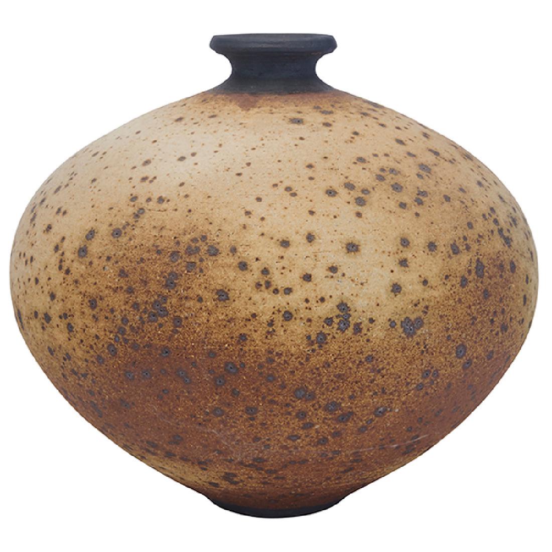 Otto Heino (1915-2009) and Vivika Heino (1910-1995),: Otto Heino (1915-2009) and Vivika Heino (1910-1995), vase, Ojai, CA, glazed ceramic, signed, 10.5"h x 12"w