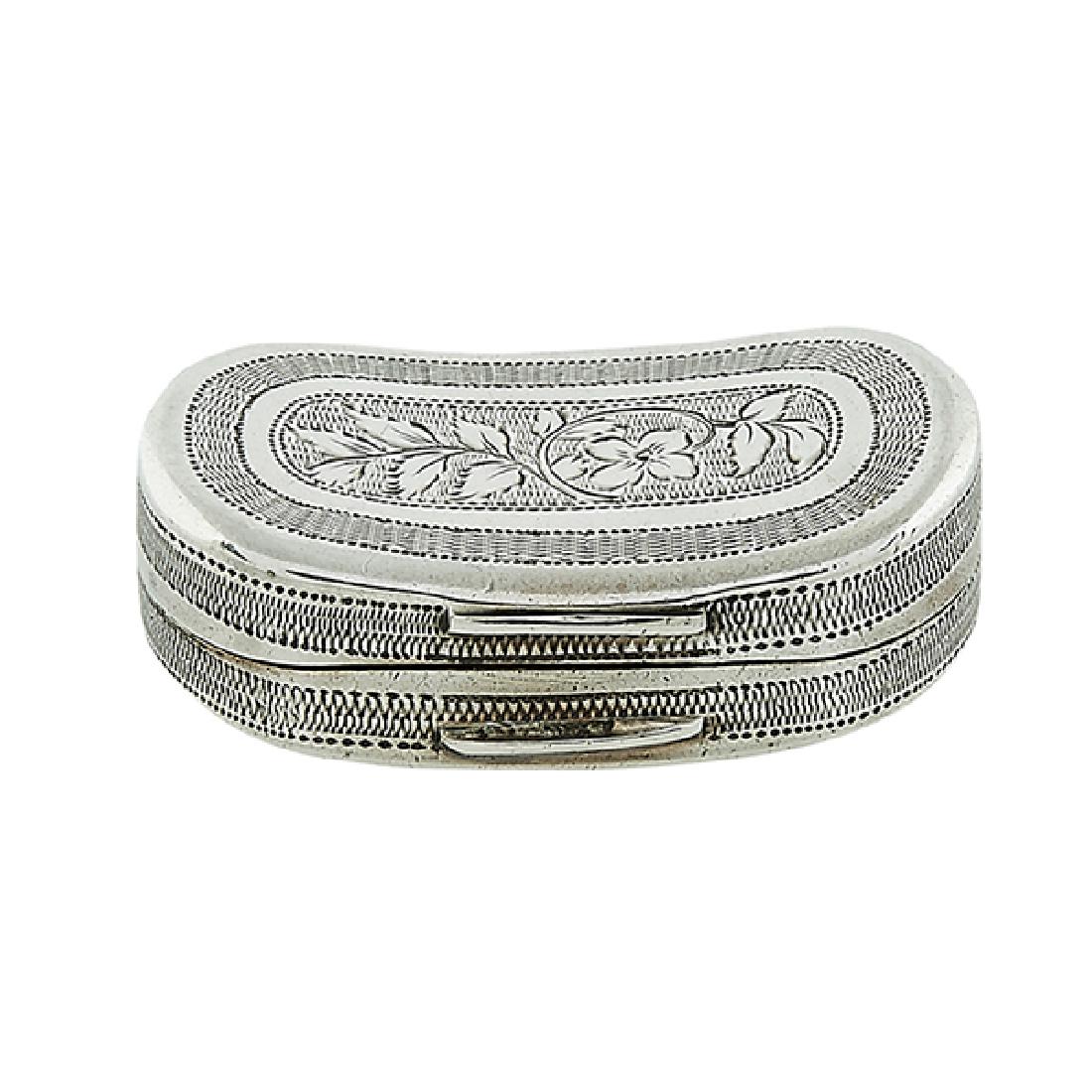 Samuel Pemberton, curved rectangular form vinaigrette (1 of 3)