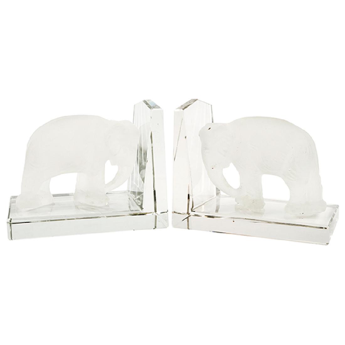 Heinrich Hoffmann (1875-1939 ), Elephant bookends, (1 of 2)
