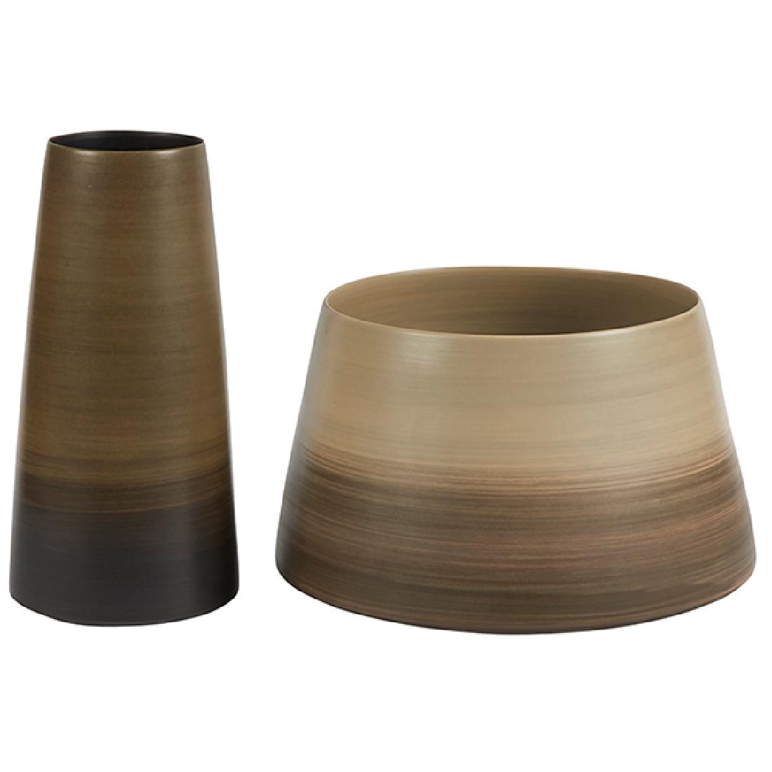 Rina Menardi vessels, two (1 of 1)