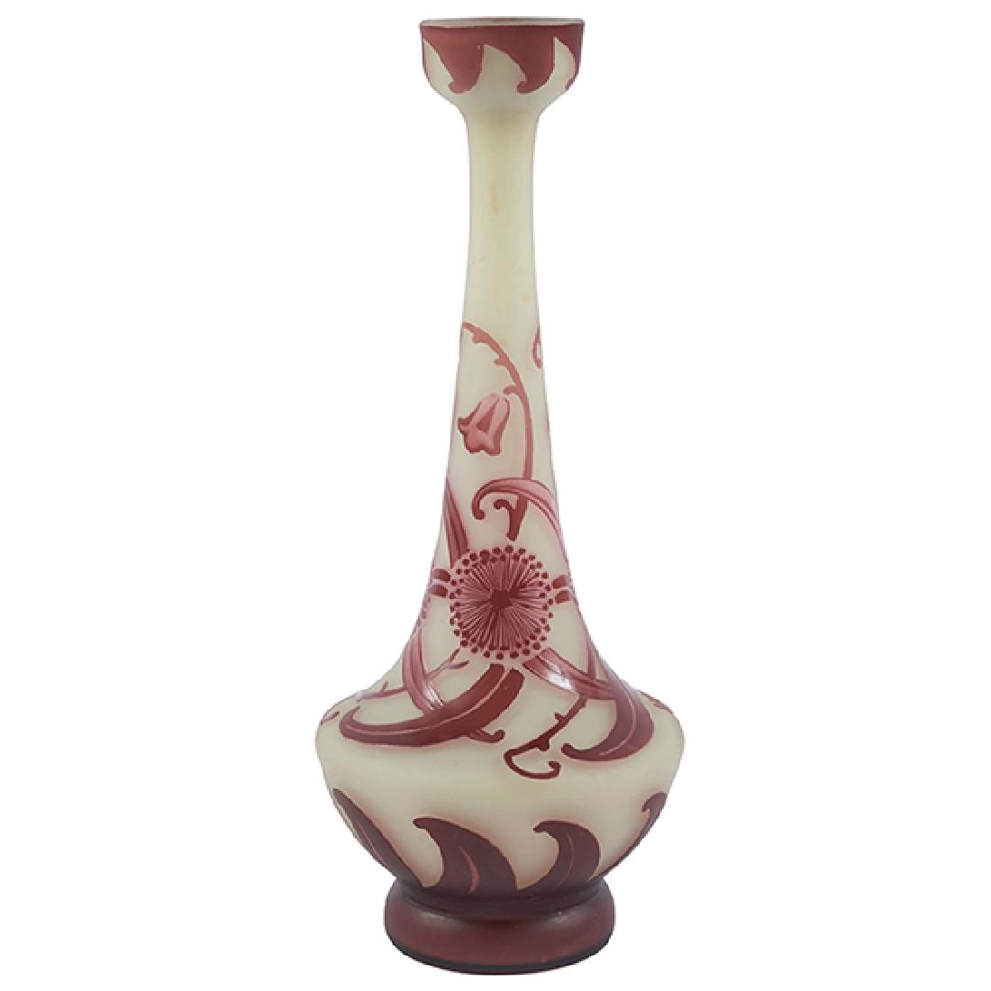 Richard, manufactured by Loetz Flowering Vine vase (1 of 3)
