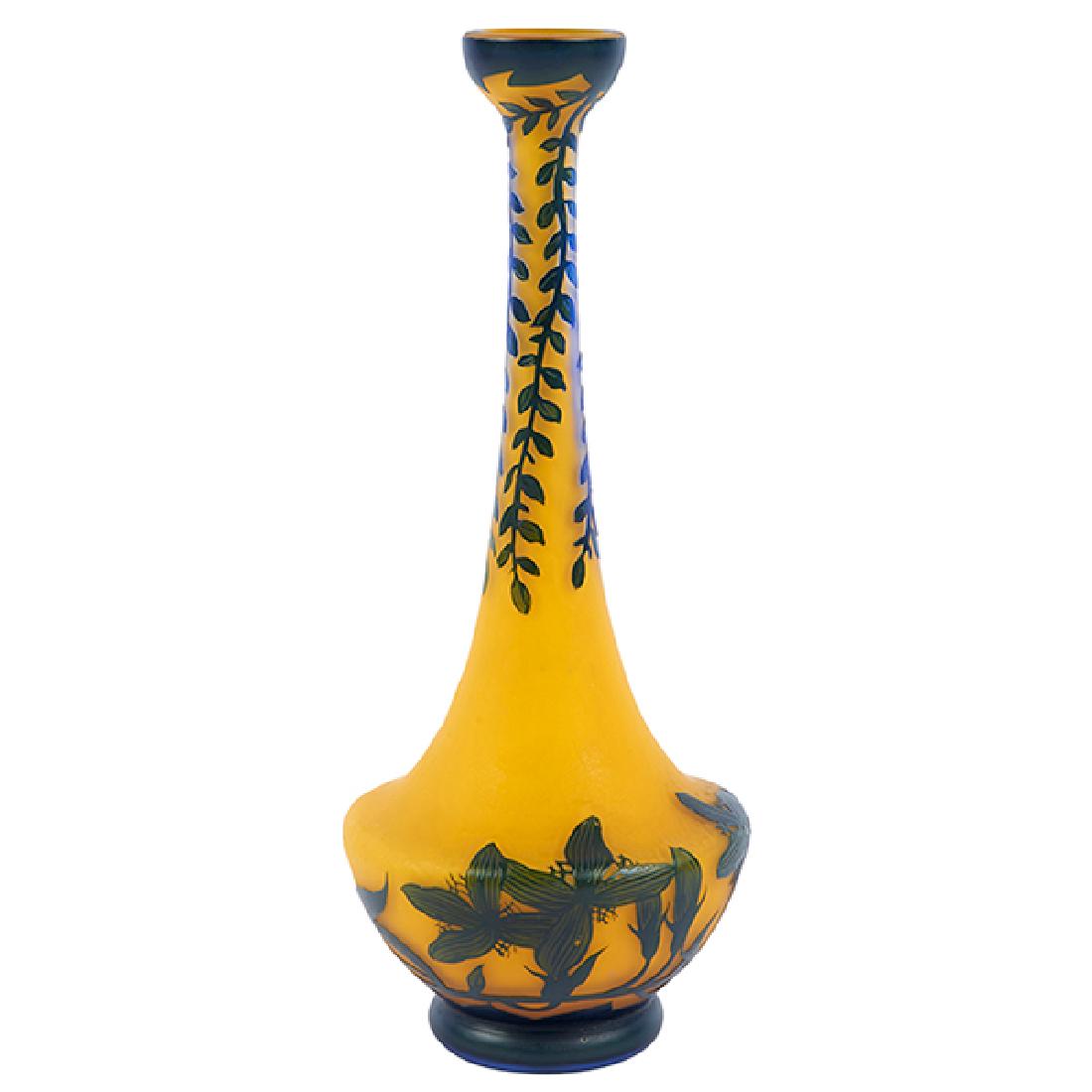 Richard, manufactured by Loetz Flowering Vine vase (1 of 3)