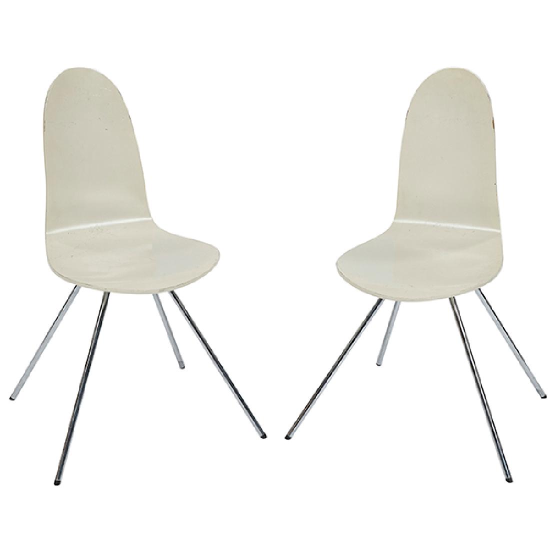 Arne Jacobsen for Fritz Hansen Tongue chairs, pair (1 of 1)