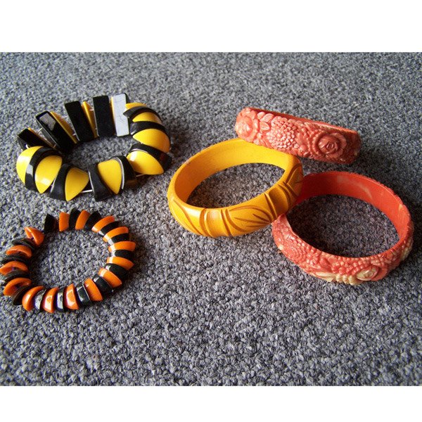 Bakelite bracelets, lot of five