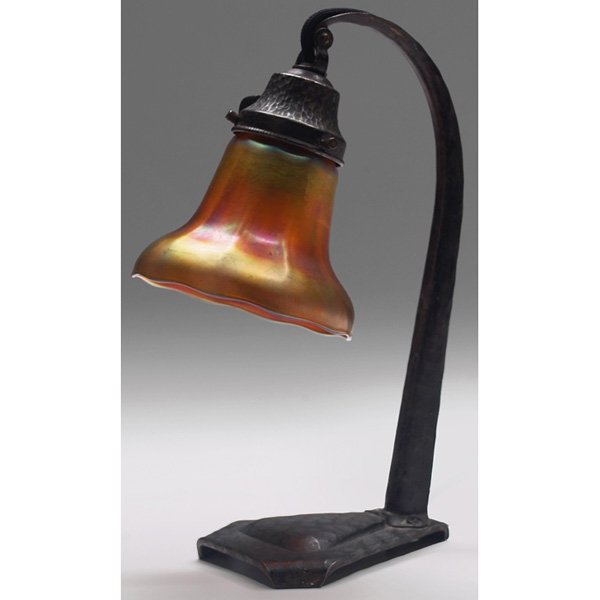 Arts & Crafts lamp, hammered wrought iron 