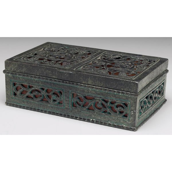 Arts & Crafts box, in the style of Oscar Bach: Arts & Crafts box, in the style of Oscar Bach, bronzed metal with reticulated designs, original patina, wood liner with felt base, unsigned, 5.5"l x 2"h