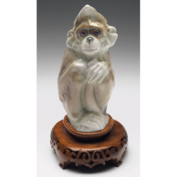 Capodimonte lamp, porcelain sitting monkey, signed: Capodimonte lamp, porcelain sitting monkey, signed "CapodiMonte," 4.5"w x 6.5"l x 9.5"h
