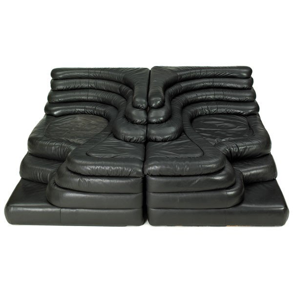 Ubald Klaug "Terazza" sofas, pair, by DeSede, Swit: Ubald Klaug "Terazza" sofas, pair, by DeSede, Switzerland, distributed in the USA by Stendig, c.1960s, two sculptural stepped forms with original black leather over wood frames, Stendig label and deSe