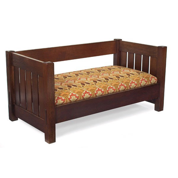 Gustav Stickley settee, #226: Gustav Stickley settee, #226, desirable short form with wide horizontal slat at back and five vertical slats under each arm, nicely recovered cushion with four matching pillows, thru-tenon constructio