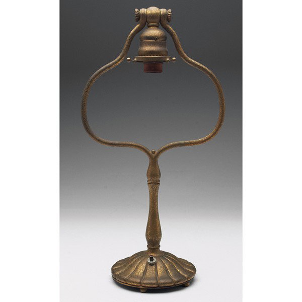 Tiffany Studios lamp base, gold dore patina: Tiffany Studios lamp base, bronze with an original gold dore patina, signed Tiffany Studios, New York, #424, 9.5"w x 17.5"h
