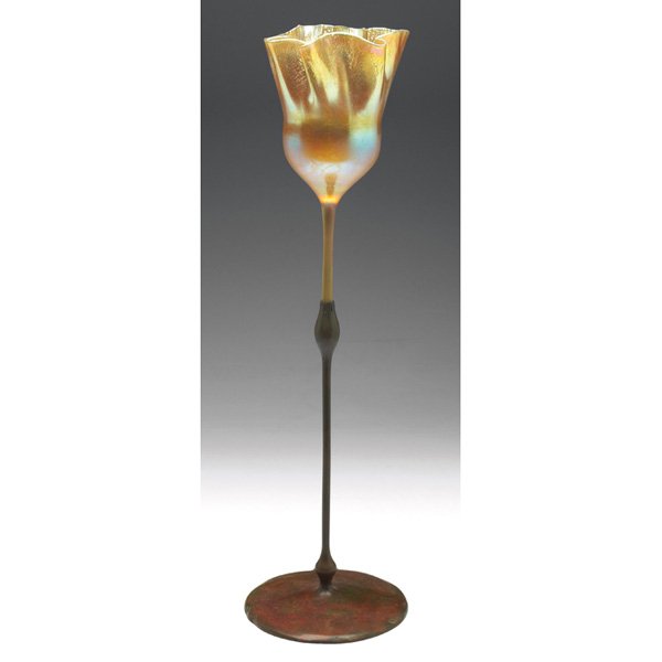 L.C. Tiffany vase, flower form, gold favrile glas: Good L.C. Tiffany vase, flower form in gold favrile glass with wonderful iridescence and veining, held in a bronze base with its original patina, signed L.C.T. on stem, base signed Tiffany Studios New