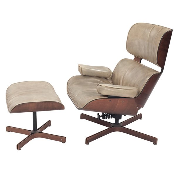 George Mulhauser Mr. Chair by Plycraft: George Mulhauser "Mr. Chair", by Plycraft, molded plywood shells, four-point bentwood bases, original off-white vinyl upholstery, original finish, signed with Plycraft labels, chair: 30.5"w x 30"d x 3