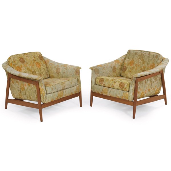 Bruno Mathsson lounge chairs Dux: Bruno Mathsson lounge chairs, pair, with one ottoman, by Dux, (ottoman not shown), sculptural oak frames, flared arms, original floral upholstery, original finish, signed with branded mark, chairs: 33