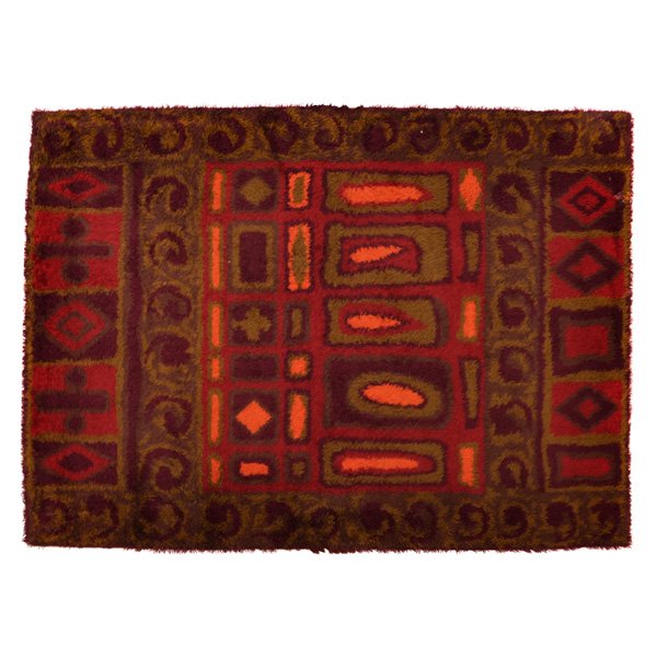 Ege Rya rug Denmark, "Treasure 17", signed: Ege Rya "Treasure 17" rug, Denmark, rectangular form of 100% wool, red, dark red, orange, and ochre pattern, signed with Ege Rya label with title, 99" x 72", excellent original condition