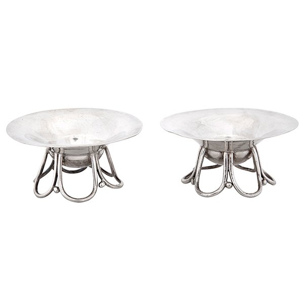 William Spratling sterling silver compotes: William Spratling sterling silver compotes, pair, tapering round bowl raised on U-form supports separated by beads, stamped marks, ~7.42 ozt., 4"dia x 2"h