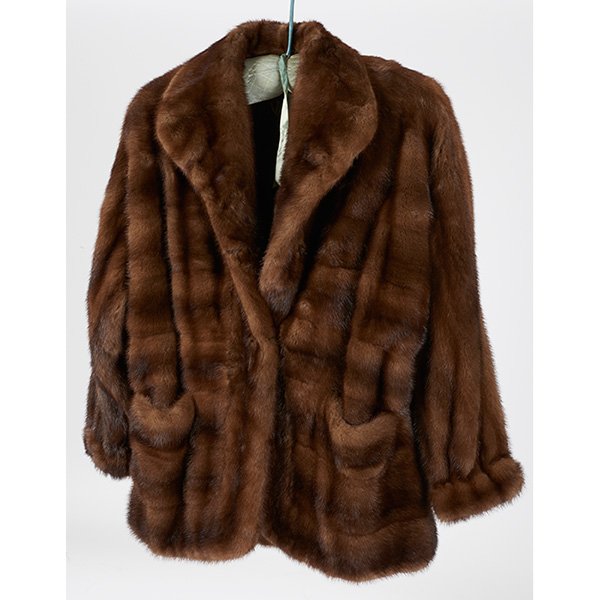 NH Rosenthal Furs jacket with pockets 30"l (1 of 1)