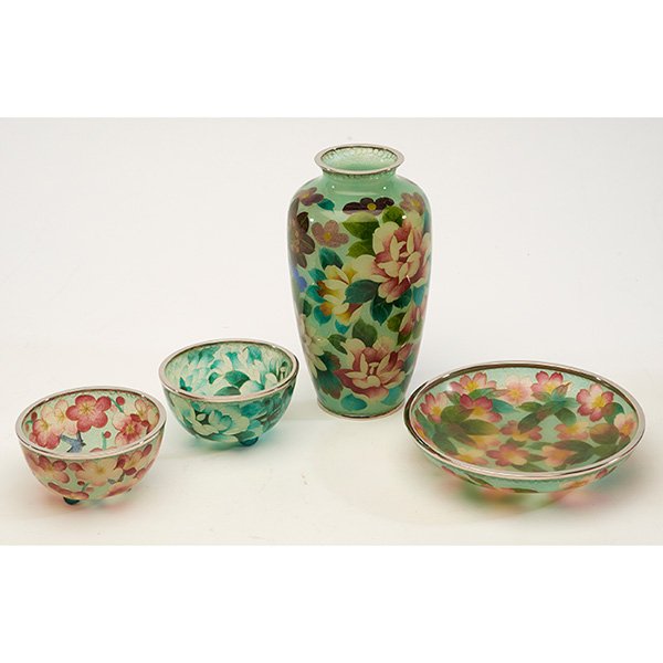 Tomei Shippo Plique du Jour articles, three bowls and a (1 of 2)