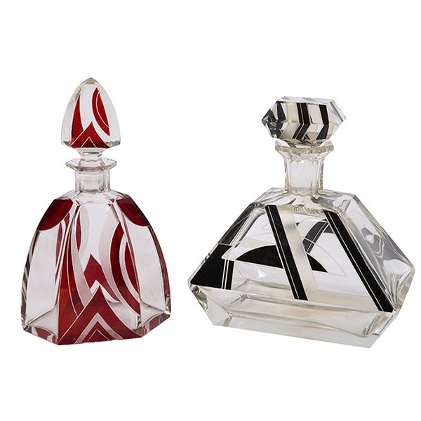 Art Deco faceted decanters, two, one red and one black (1 of 1)