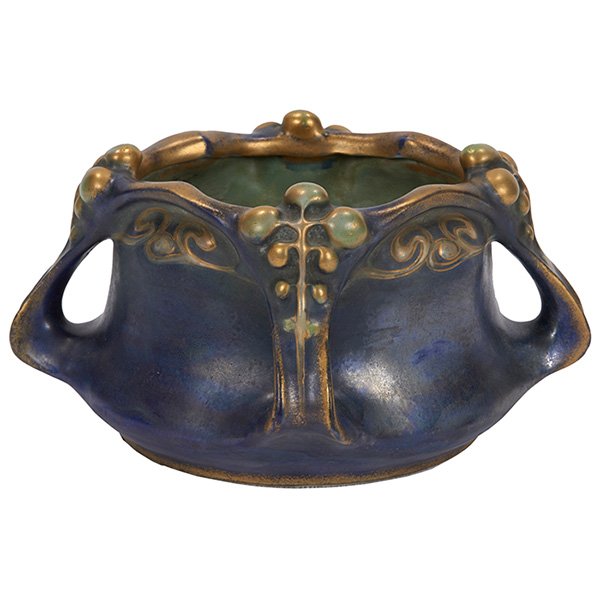 Amphora Elite vase, #371/55 9"w x 7.25"d x 4.5"h (1 of 1)