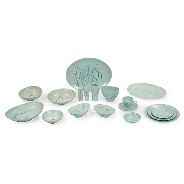 Russel Wright for Knowles Esquire Grass china, 104 pcs: Russel Wright for Knowles Esquire, Grass china, 104 pieces, USA, c.1957, light blue ceramic with broken stems pattern in gold, signed, Provenance: Collection of Amy Kraushaar, Chicago, IL
