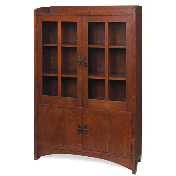014: Good Gustav Stickley bookcase
