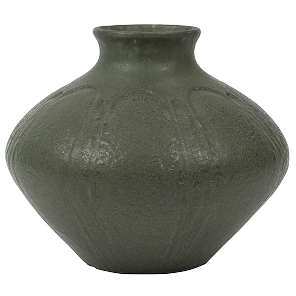 Grueby Faience Company vase 7"dia x 6"h (1 of 2)