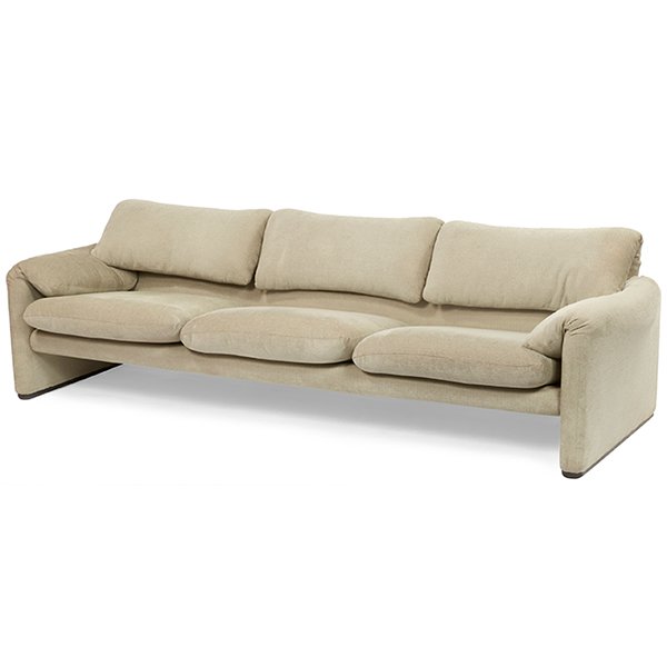 Vico Magistretti (1920-2006) for Cassina 675 Maralunga (1 of 2)